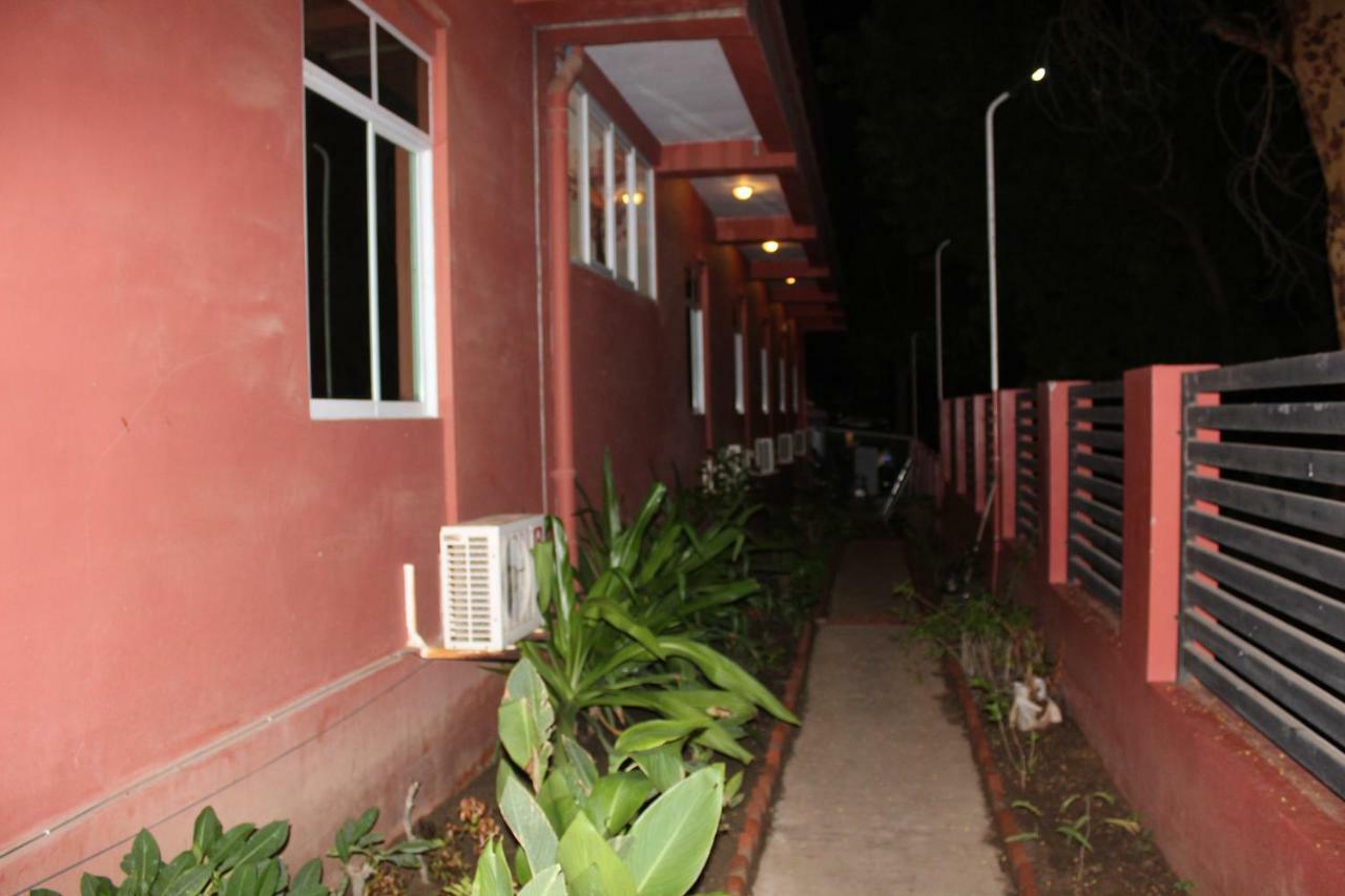 Hotel Law Ka Thit Sar New Bagan Exterior foto